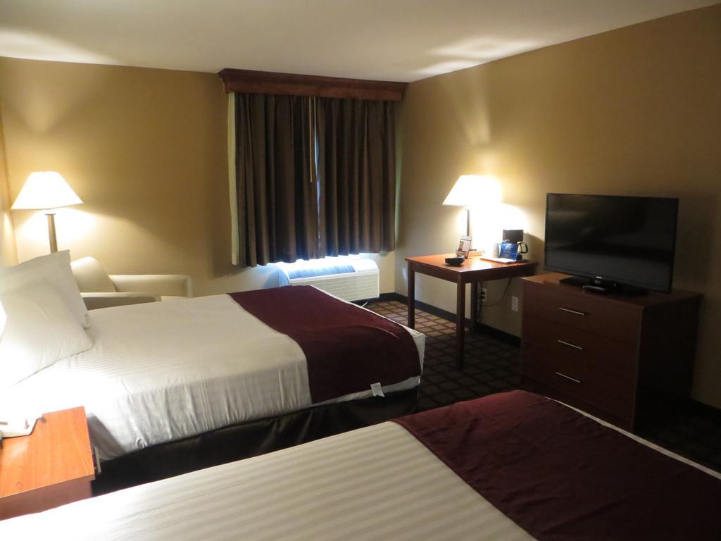 Baymont By Wyndham New Buffalo Chambre photo